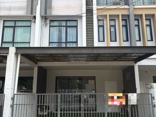 For rent 4 bedrooms townhouse in Bang Khen, Bangkok