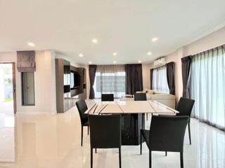 For rent 4 bedrooms house in Don Mueang, Bangkok