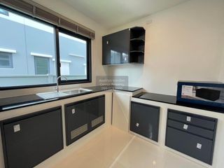 For rent 4 bedrooms house in Don Mueang, Bangkok