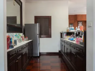 For sale 5 bedrooms house in Khan Na Yao, Bangkok