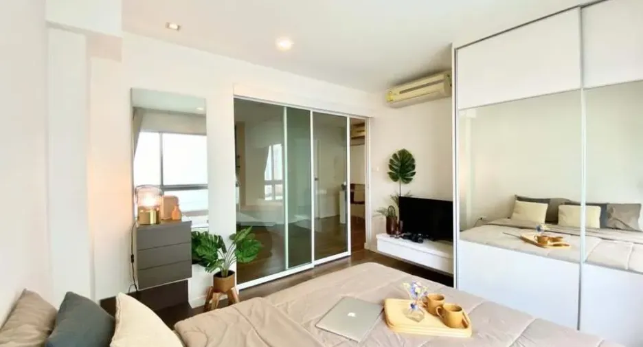 For rent 1 bed condo in Phra Khanong, Bangkok