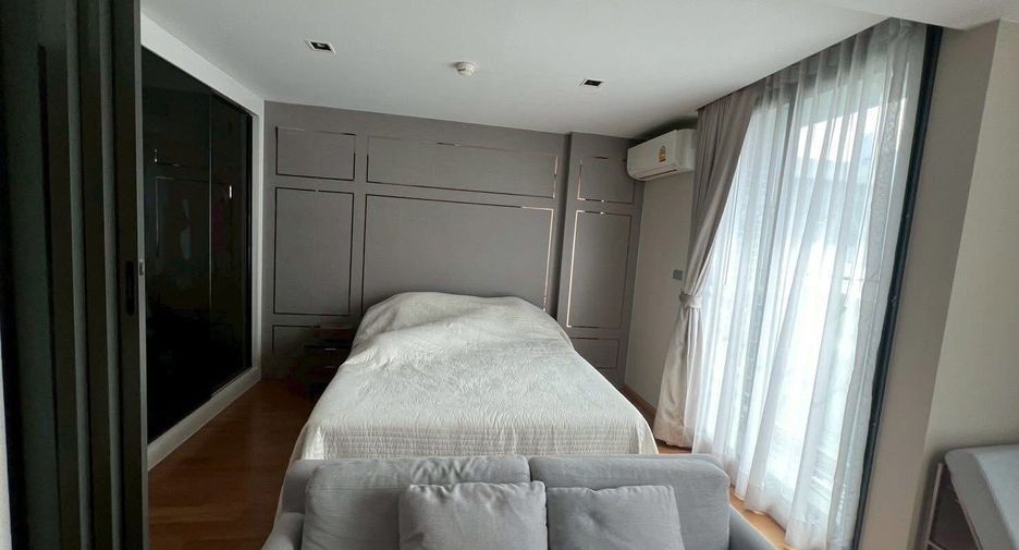 For rent 1 bed condo in Bang Rak, Bangkok