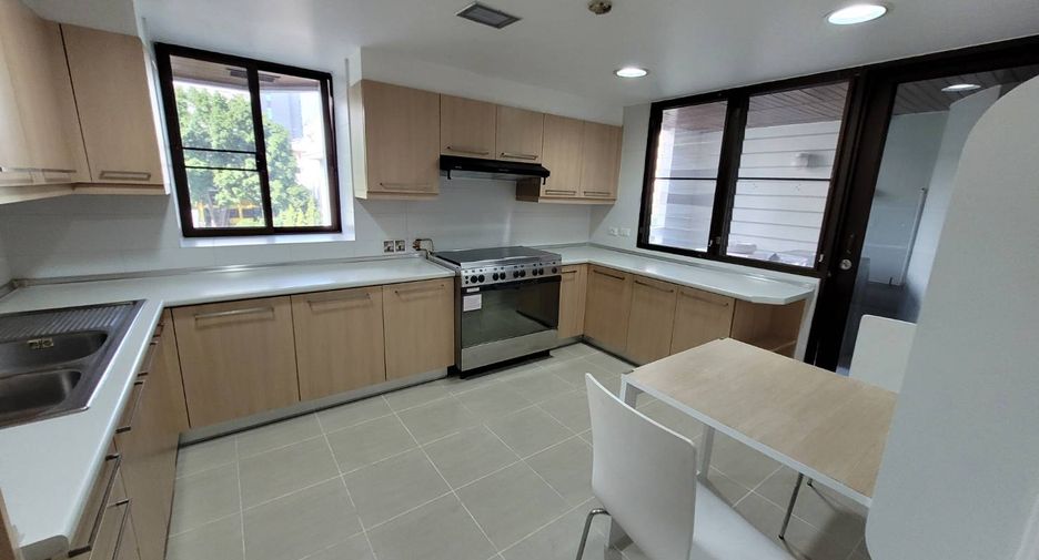 Condo en alquiler de 2 habitaciones en Pathum Wan, Bangkok