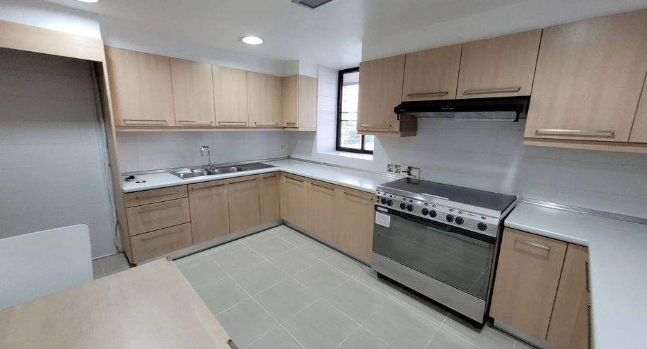 Condo en alquiler de 2 habitaciones en Pathum Wan, Bangkok