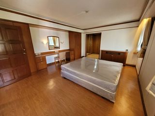 Condo en alquiler de 2 habitaciones en Pathum Wan, Bangkok