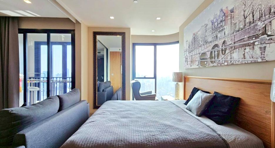 For rent 1 bed condo in Khlong Toei, Bangkok
