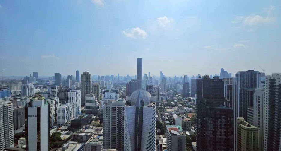 For rent 1 bed condo in Khlong Toei, Bangkok