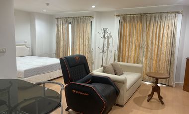 For rent 1 Beds condo in Bang Rak, Bangkok