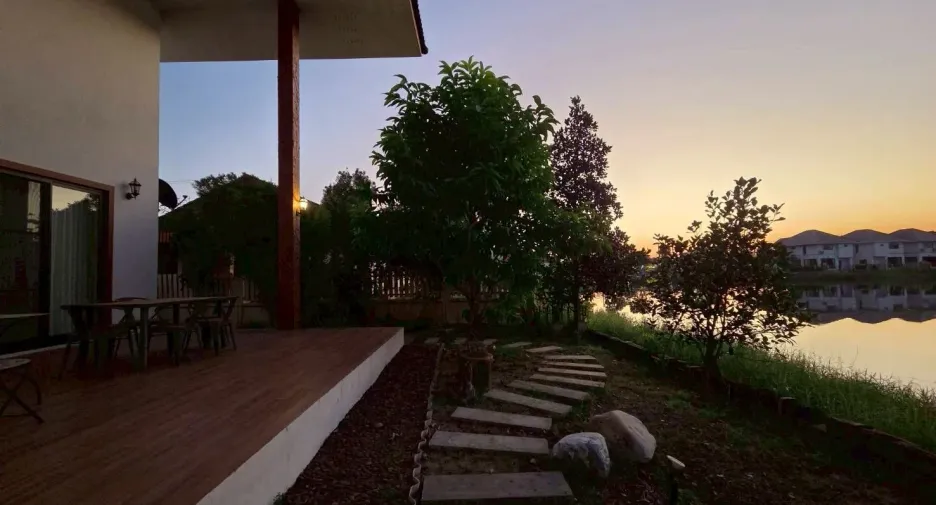 For sale 4 bedrooms house in Mueang Phitsanulok, Phitsanulok