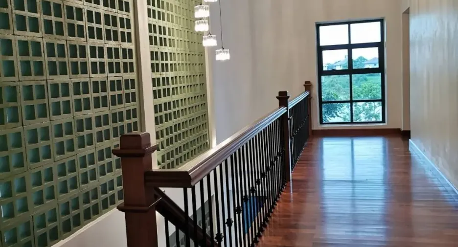 For sale 4 bedrooms house in Mueang Phitsanulok, Phitsanulok