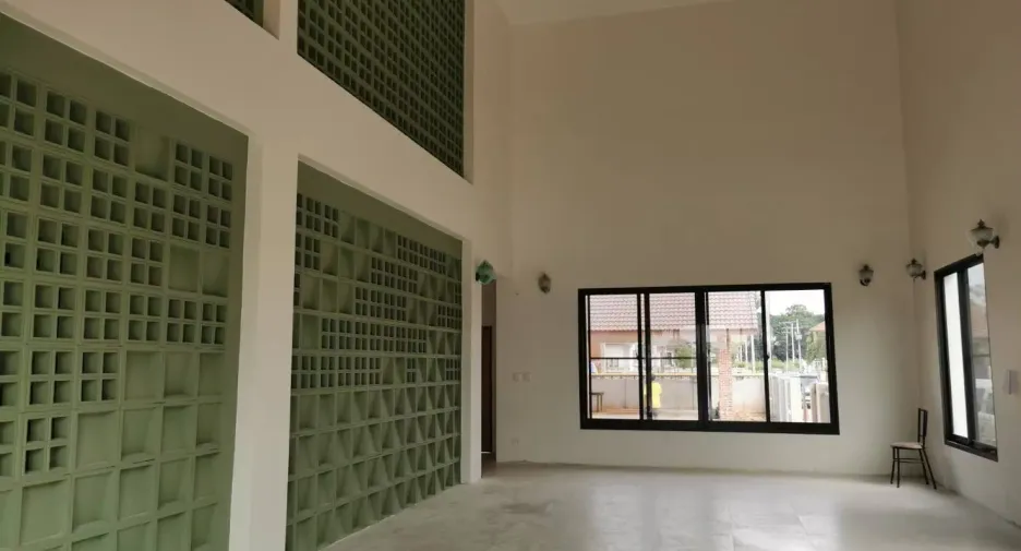 For sale 4 bedrooms house in Mueang Phitsanulok, Phitsanulok