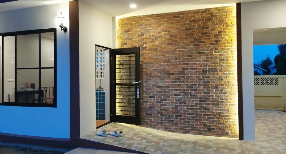 For sale 4 bedrooms house in Mueang Phitsanulok, Phitsanulok