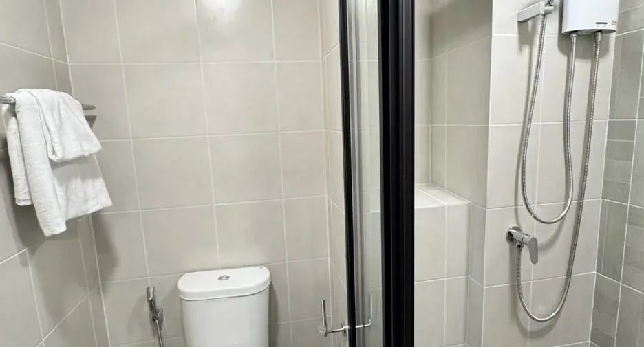 For sale studio condo in Khlong Luang, Pathum Thani
