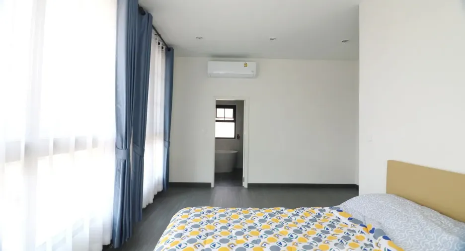 Аренда 4 спальни дом в Mueang Udon Thani, Удонтани