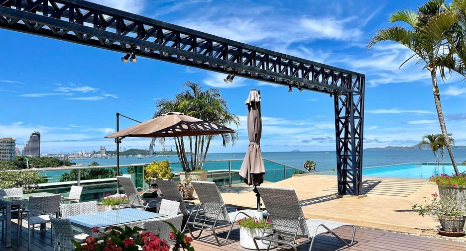 For rent 2 bedrooms condo in Bang Lamung, Chonburi