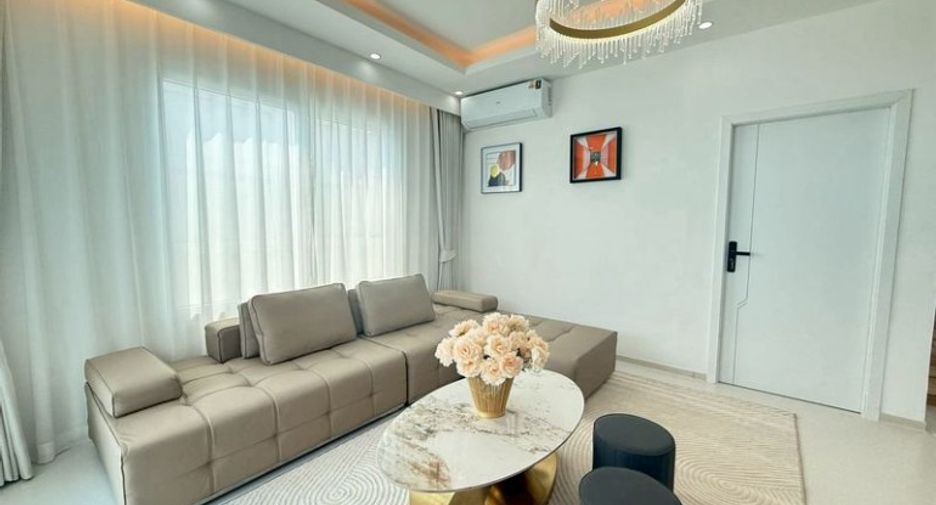 For sale 6 bedrooms house in Bang Lamung, Chonburi