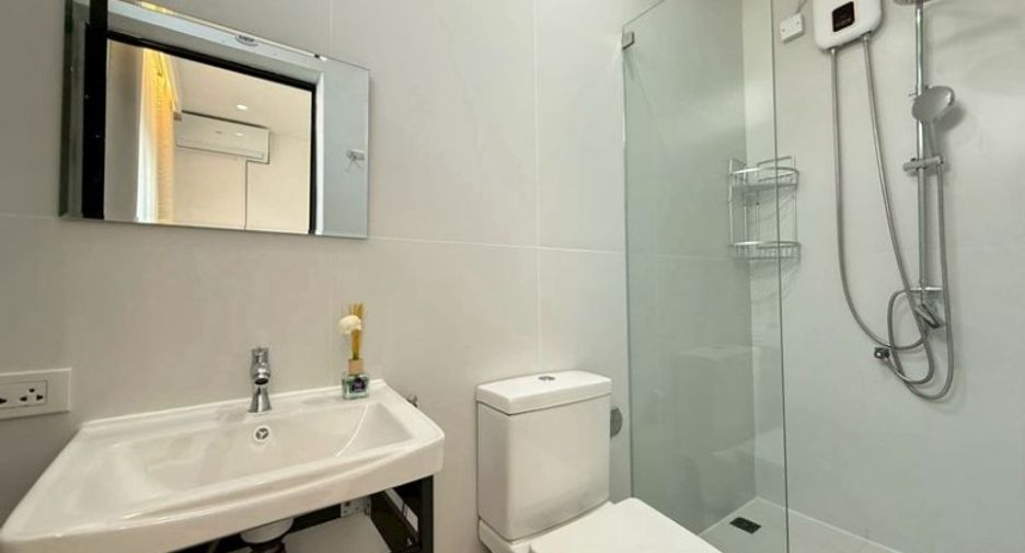 For sale 6 bedrooms house in Bang Lamung, Chonburi