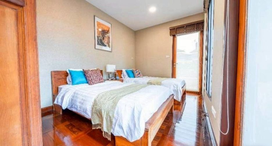 For sale 3 bedrooms house in Sattahip, Chonburi