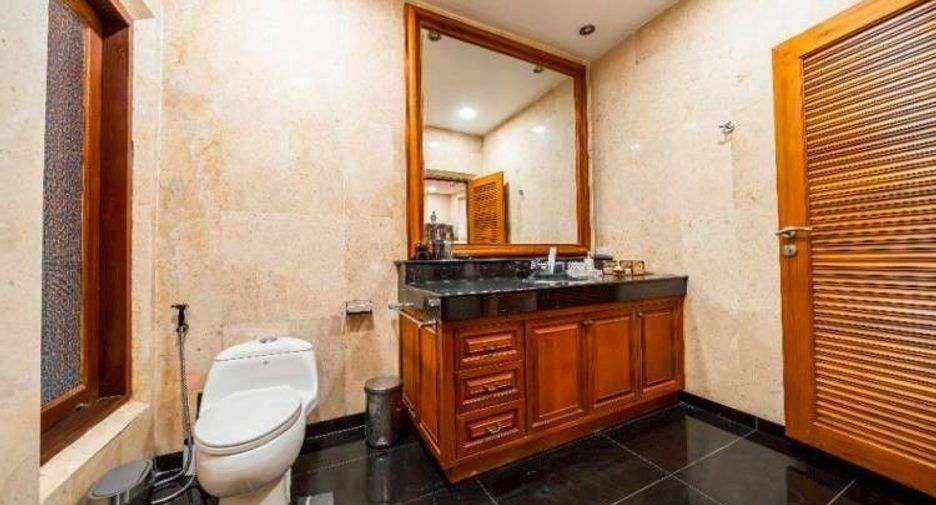 For sale 3 bedrooms house in Sattahip, Chonburi