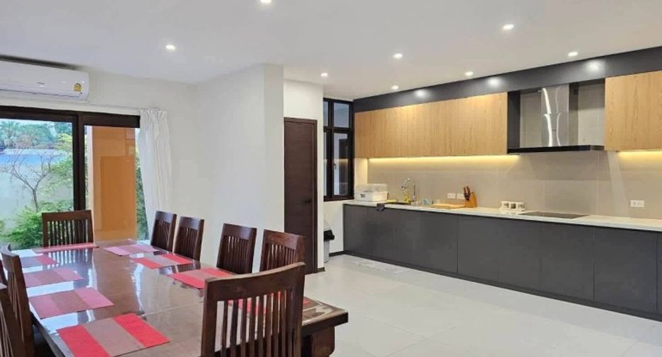 For sale 6 bedrooms house in Bang Lamung, Chonburi