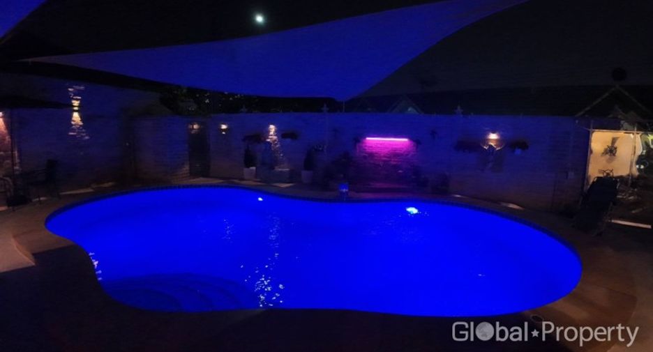 For sale 4 bedrooms house in Bang Lamung, Chonburi