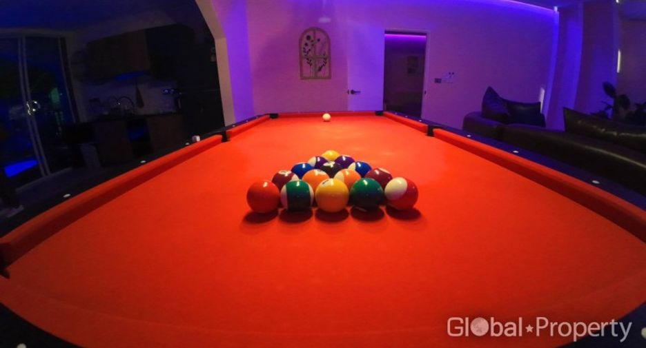 For sale 4 bedrooms house in Bang Lamung, Chonburi