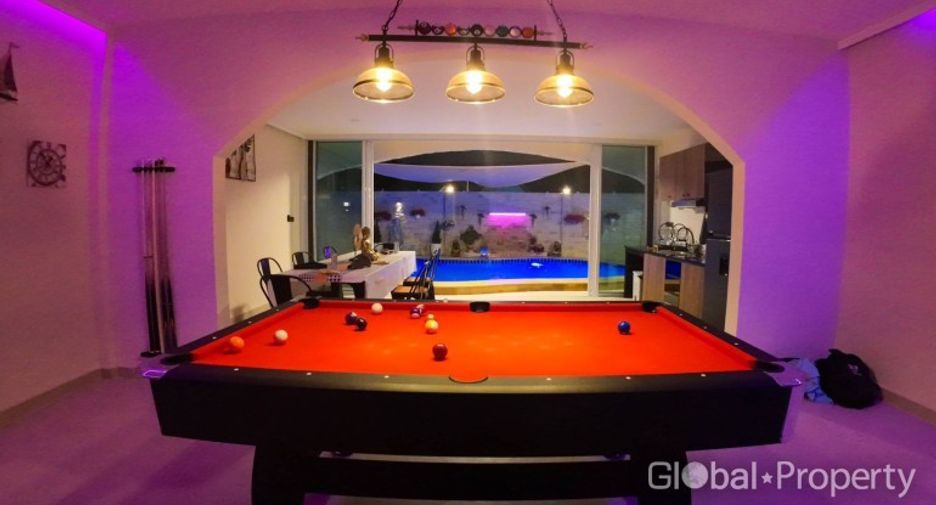 For sale 4 bedrooms house in Bang Lamung, Chonburi