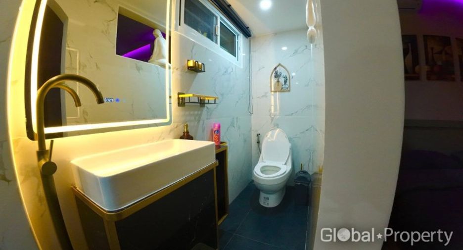 For sale 4 bedrooms house in Bang Lamung, Chonburi