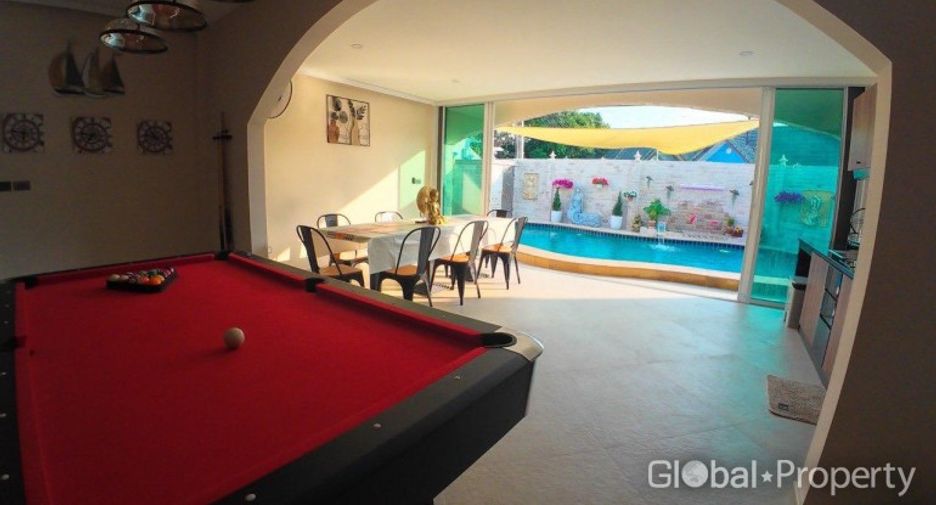 For sale 4 bedrooms house in Bang Lamung, Chonburi