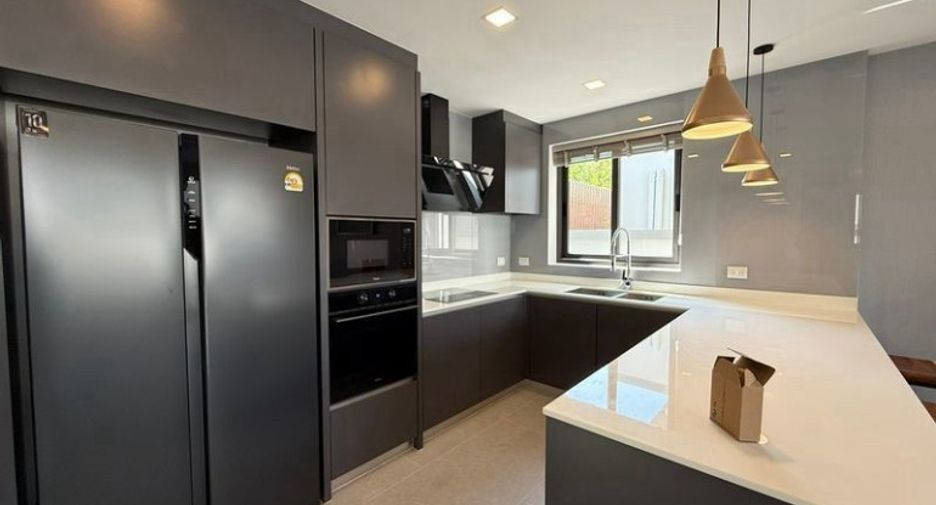 For sale 3 bedrooms house in South Pattaya, Pattaya