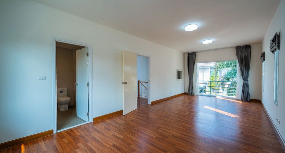 For sale 3 ベッドルーム house in Bang Lamung, Chonburi