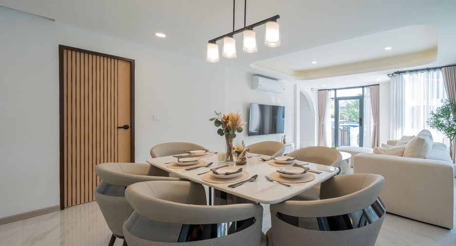 Haus zum Kauf mit 4 Zimmer in Bang Lamung, Chonburi