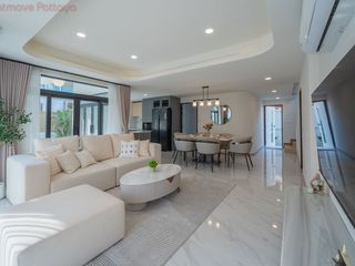 Casa en venta de 4 habitaciones en Bang Lamung, Chonburi