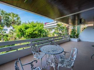 For sale 3 bedrooms condo in Bang Lamung, Chonburi