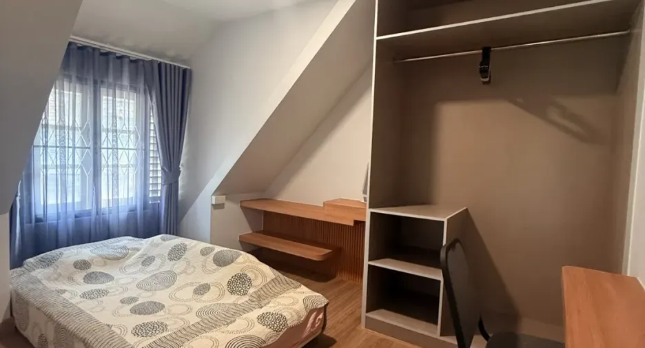For sale 4 bedrooms townhouse in Mueang Chiang Mai, Chiang Mai