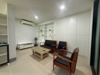 For sale 4 bedrooms townhouse in Mueang Chiang Mai, Chiang Mai