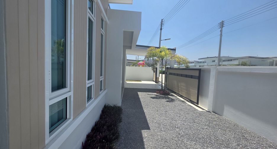 Haus zur Miete mit 3 Zimmer in Cha Am, Phetchaburi