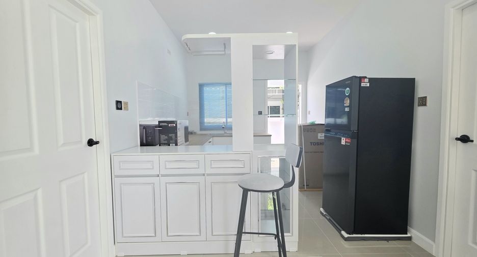 Haus zur Miete mit 3 Zimmer in Cha Am, Phetchaburi