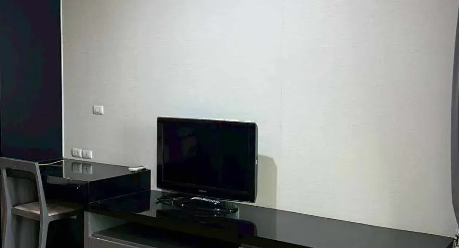 For rent 1 bed condo in Bang Rak, Bangkok