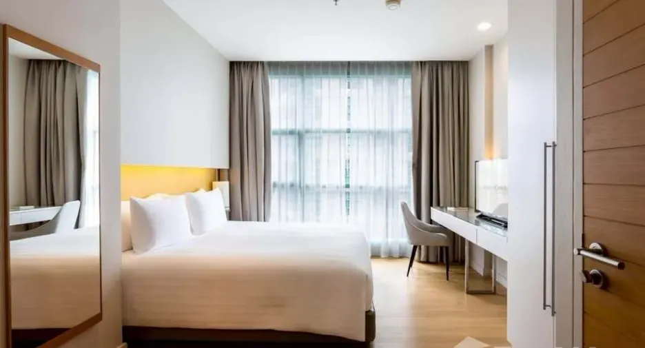 For rent 3 bedrooms condo in Bang Kho Laem, Bangkok