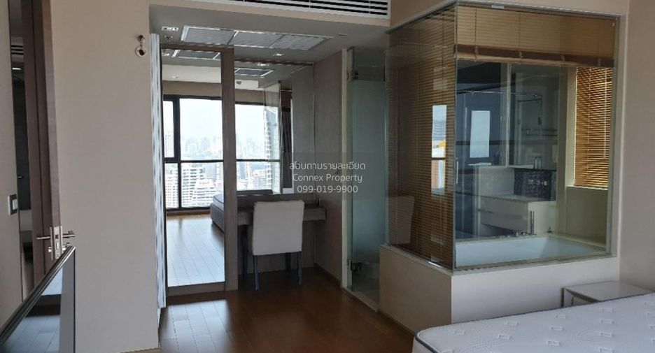 For rent 2 bedrooms condo in Sathon, Bangkok