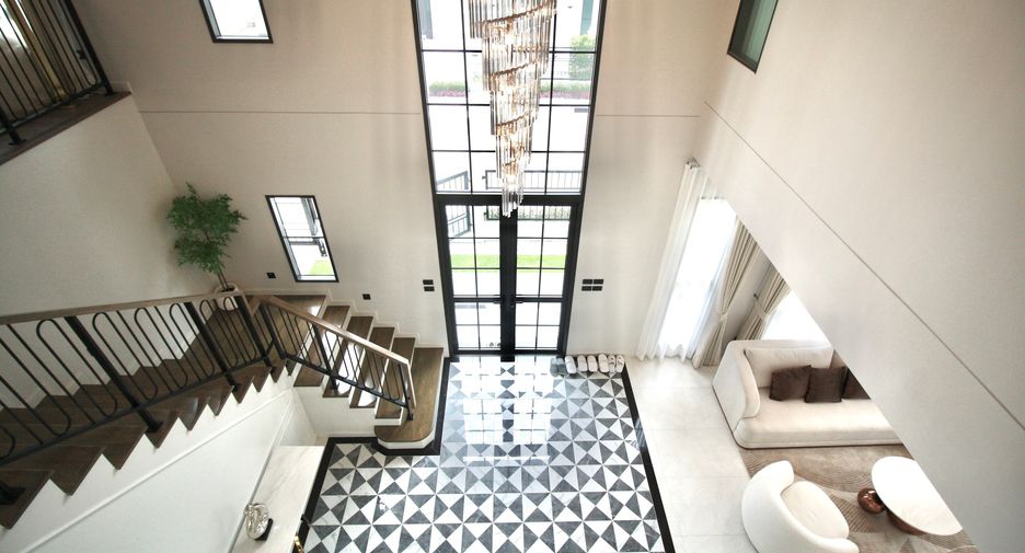 For rent 5 bedrooms house in Bang Phli, Samut Prakan