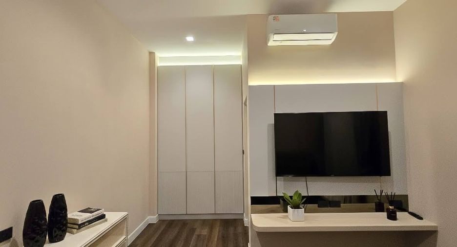 Haus zur Miete und zum Kauf mit 4 Zimmer in Bang Na, Bangkok
