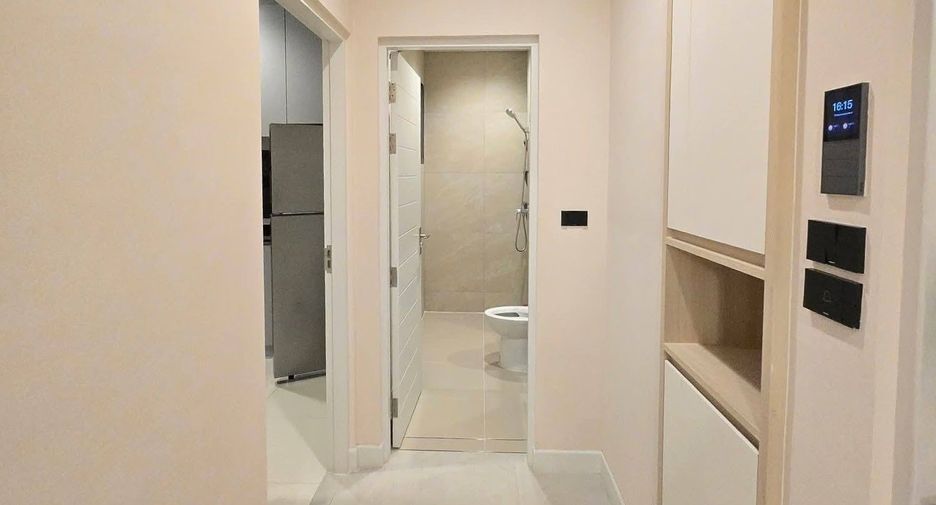 Haus zur Miete und zum Kauf mit 4 Zimmer in Bang Na, Bangkok