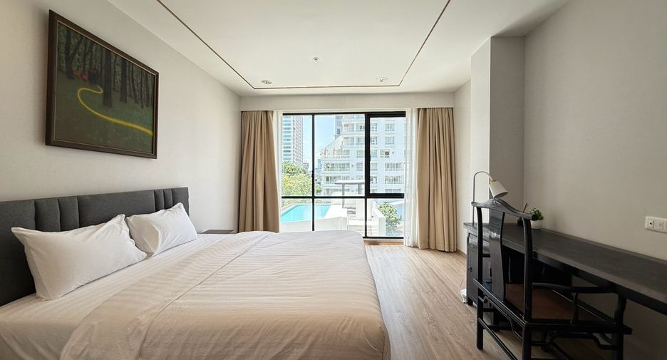 À louer 4 chambres condo à Sathon, Bangkok