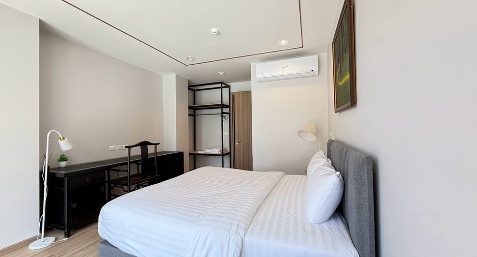 À louer 4 chambres condo à Sathon, Bangkok