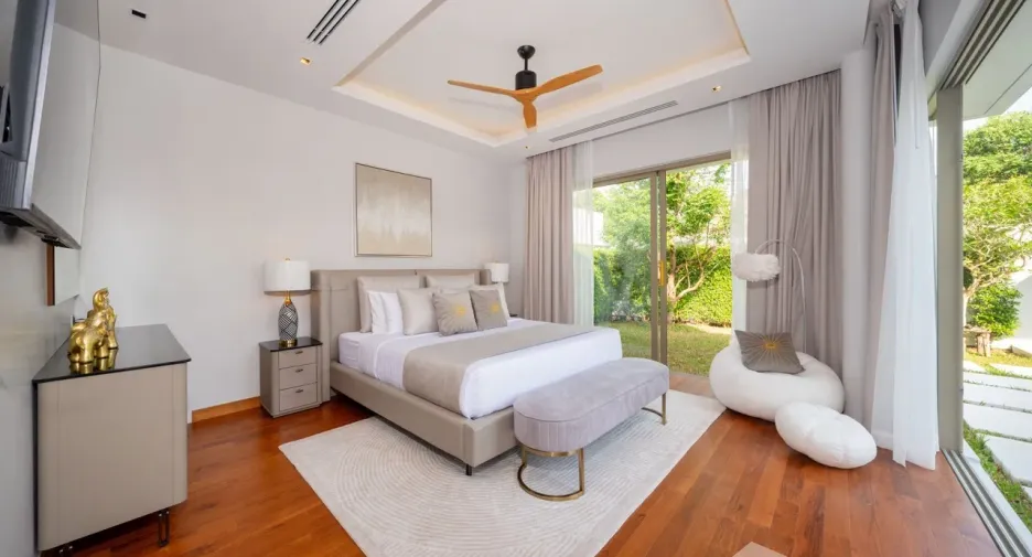 For sale 4 bedrooms villa in Thalang, Phuket
