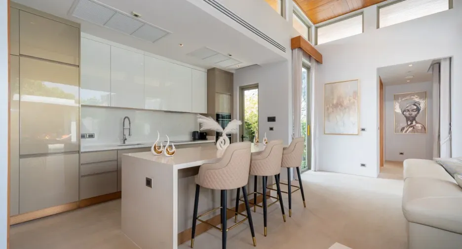 For sale 4 bedrooms villa in Thalang, Phuket