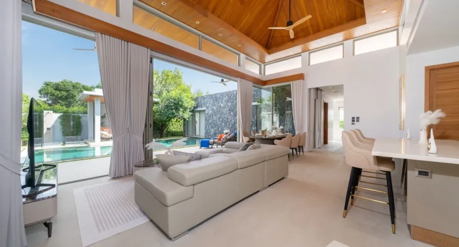 For sale 4 bedrooms villa in Thalang, Phuket