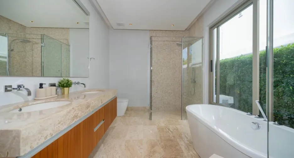For sale 4 bedrooms villa in Thalang, Phuket
